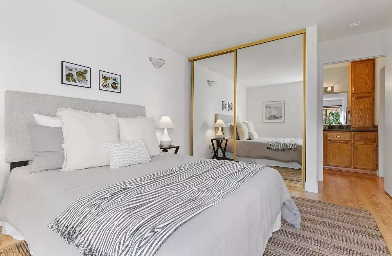 1-bed Condo With Enclosed Balcony photo 4