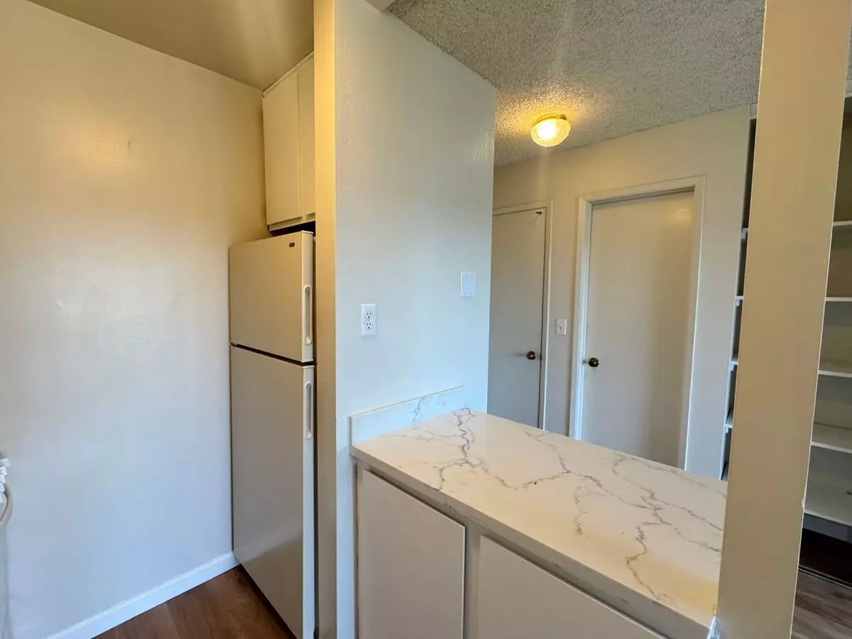 7 Captain Dr Emeryville, CA 94608 photo 4