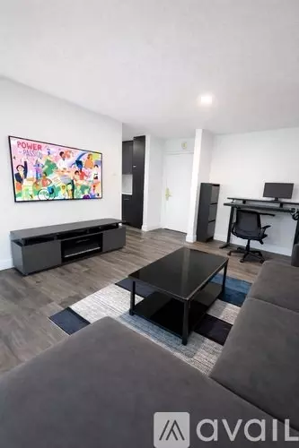 4 Commodore Drive, #227 photo 3