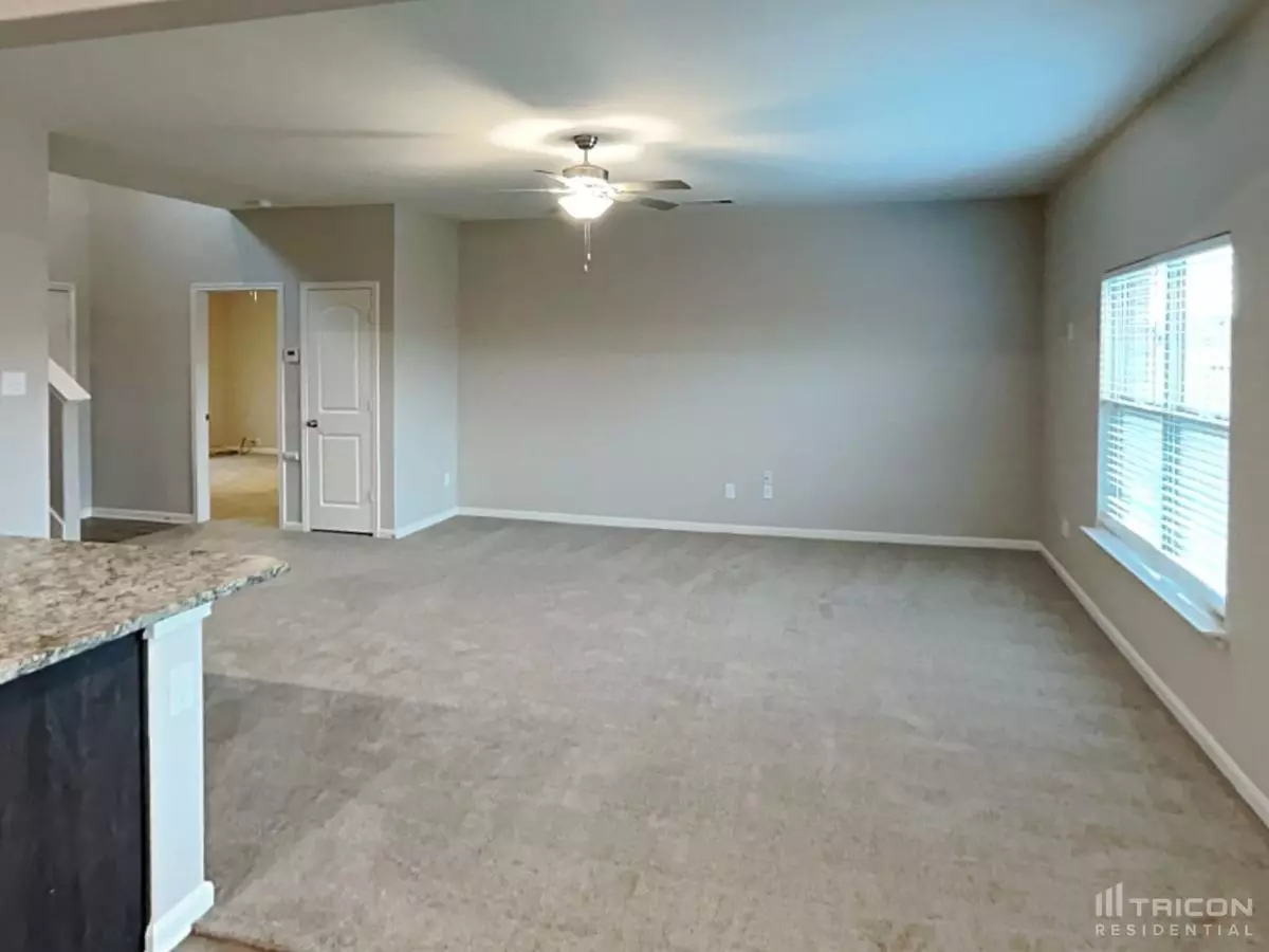 236 Micah Lane, Ferris, TX 75125 photo 3