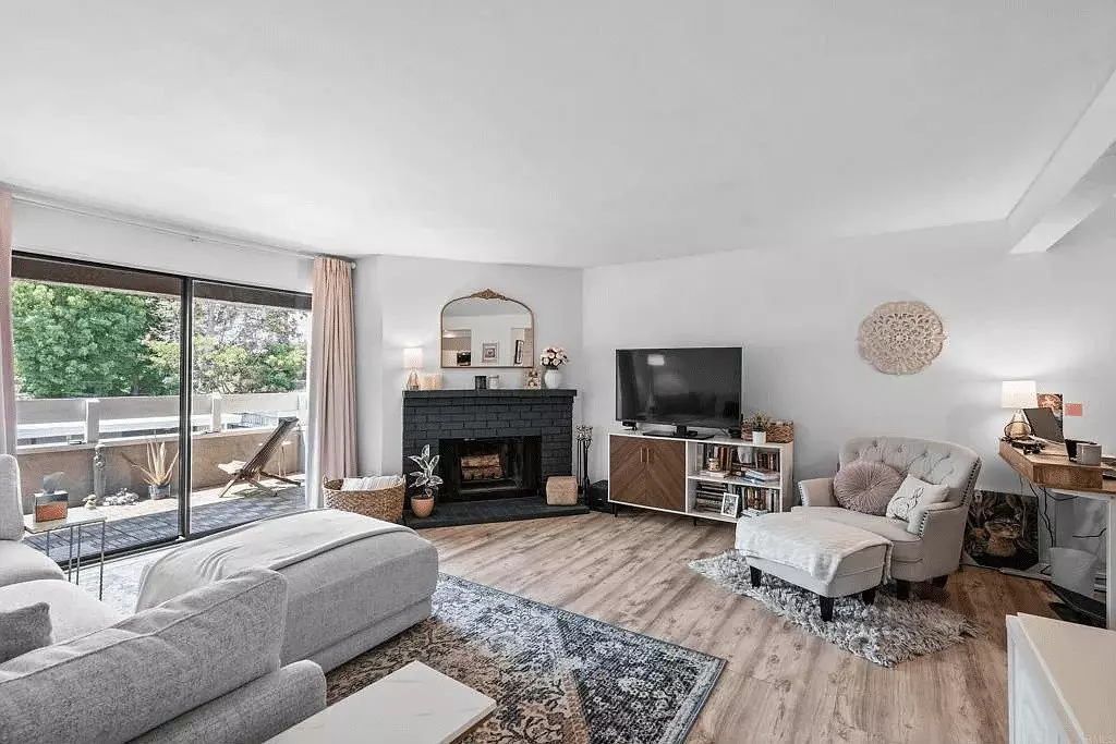 1040 East Washington Avenue - 21` photo 3