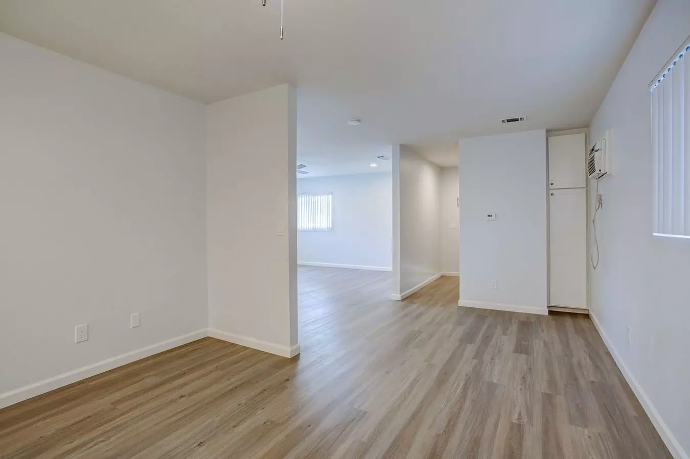1064 N. Escondido photo 5