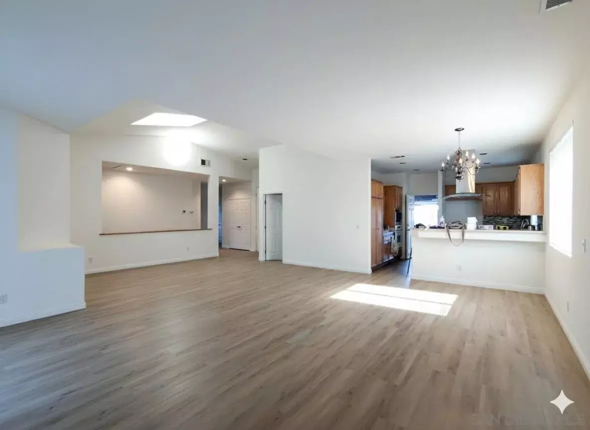 1217 Ridgegrove Lane, Escondido, CA 92029 photo 3