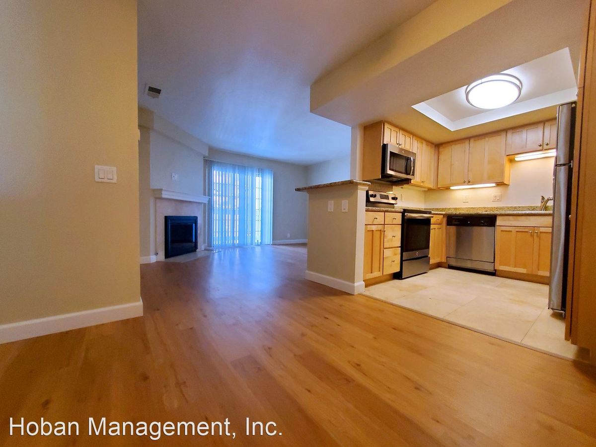 Citrus Court Apartments photo 5
