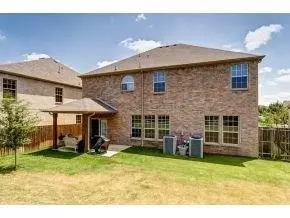 305 Moonlight Drive, Euless, TX 76039 photo 3
