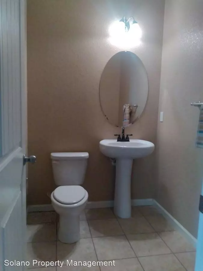 3891 Danbury Way photo 5