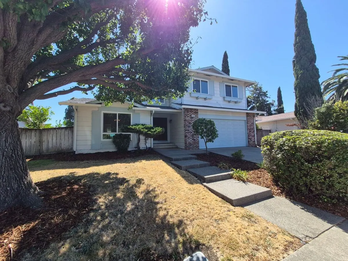 Nicely Updated, Situated Between Vacaville, Fairfield And Near Travis Air Force Base