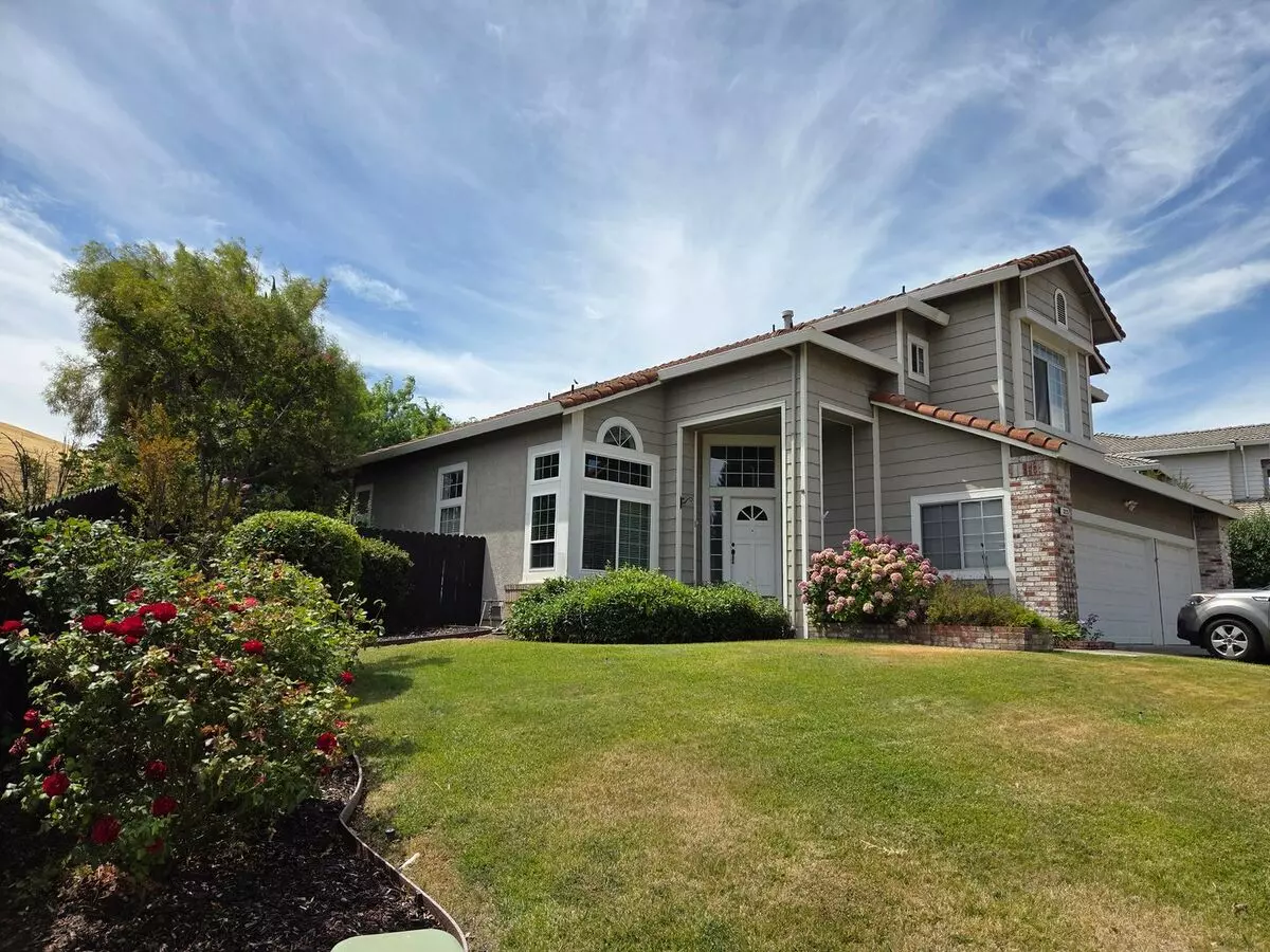3229 Bear Creek Dr Fairfield, CA 94534 photo 2