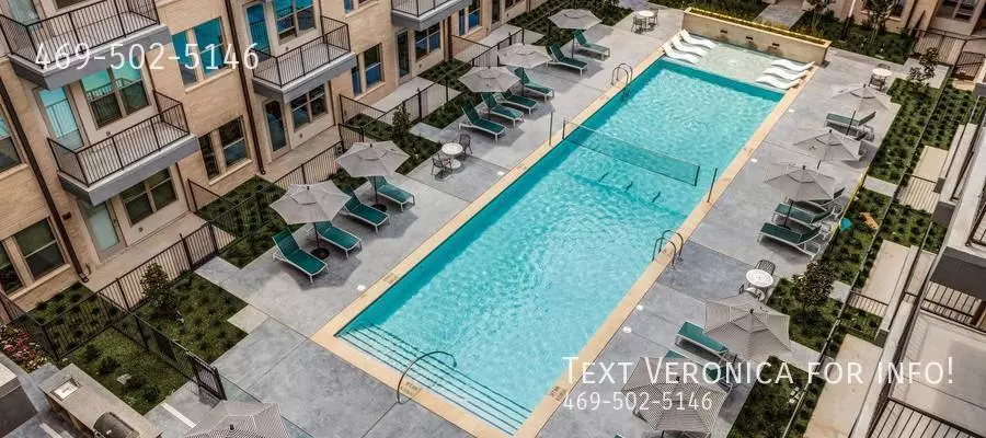 14515 Dallas Pkwy photo 3