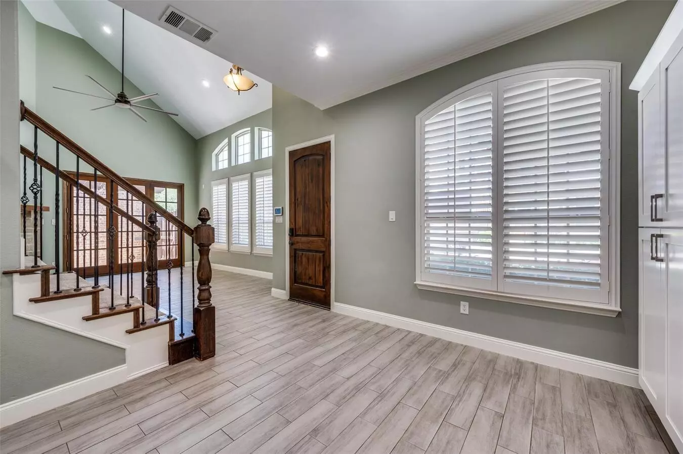 4068 Winsor Dr Farmers Branch, TX 75244 photo 5