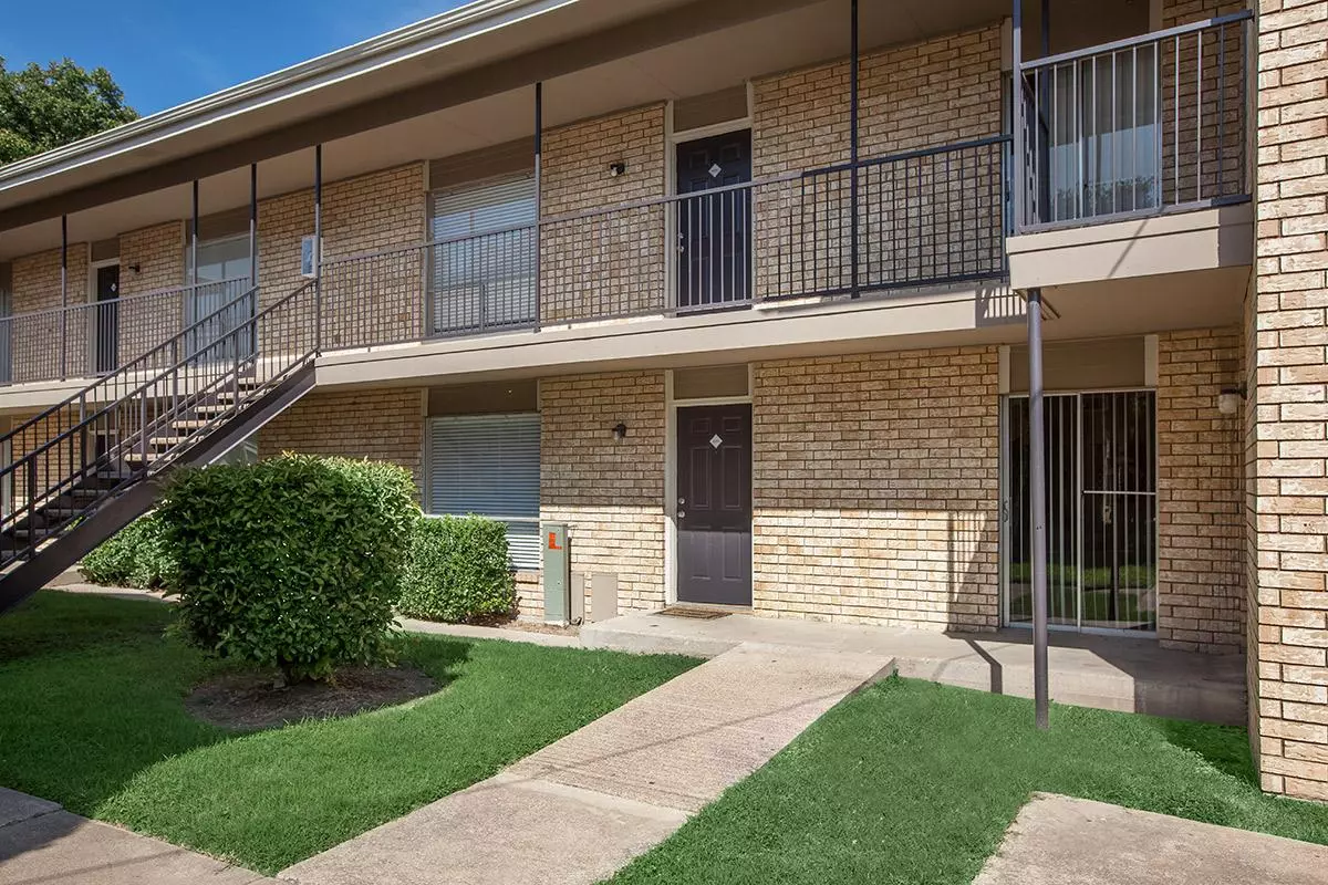 Valley View - DFW photo 3