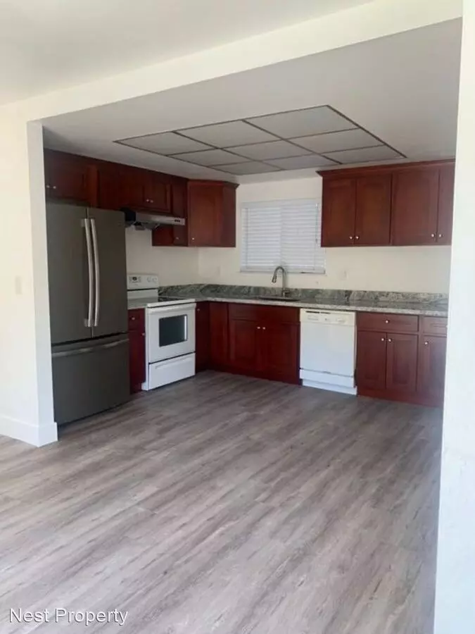 604 Pavo Ln photo 2