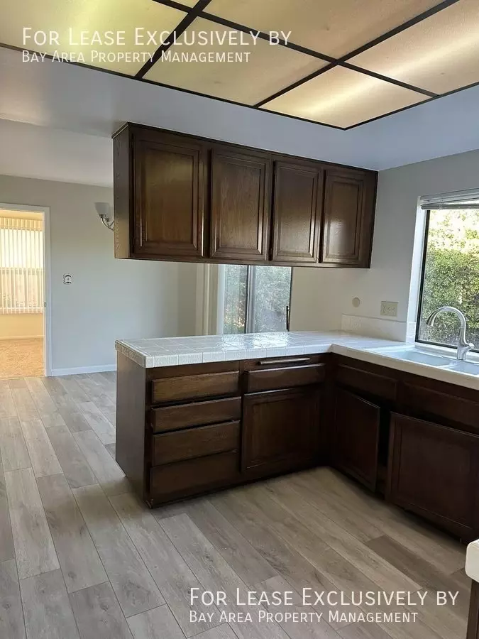 959 Marlin Avenue, Foster City, CA 94404 photo 2