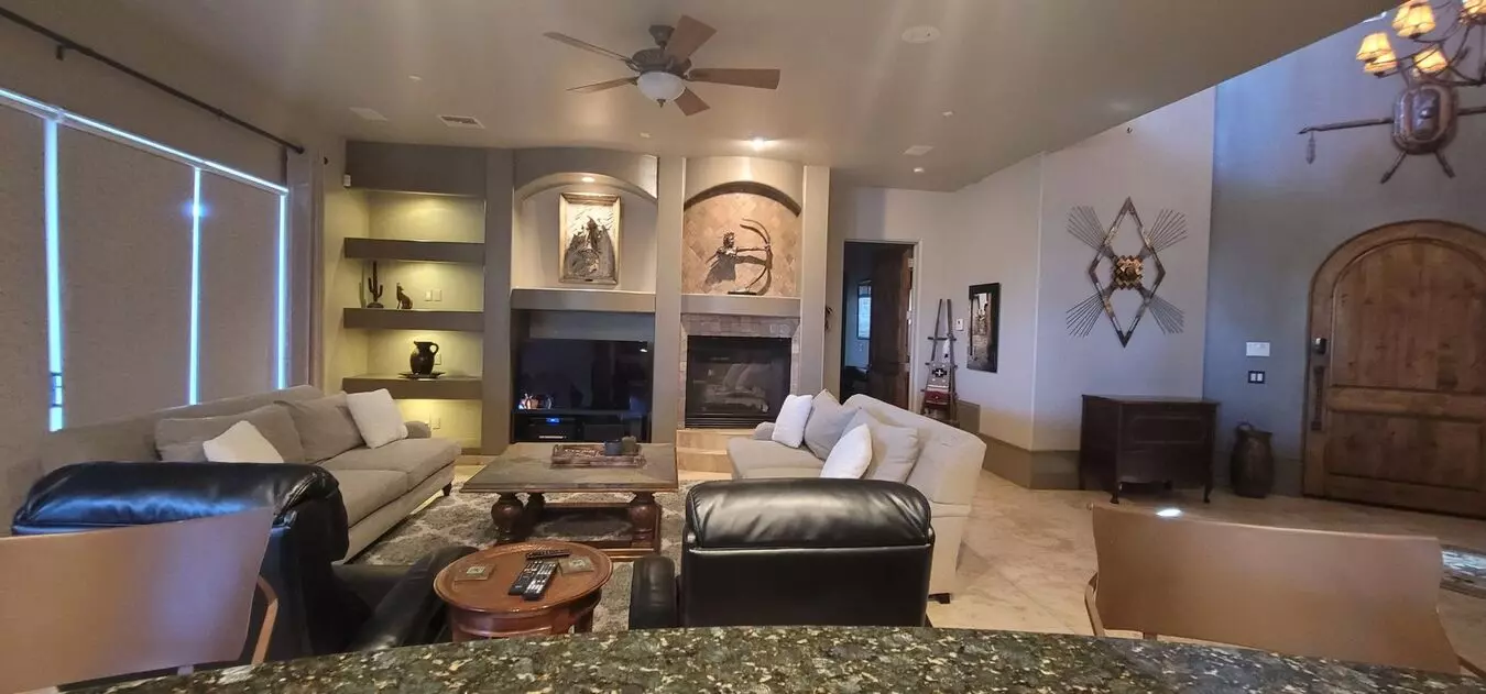 Furnished Single Family Home-rate Displayed Is For Winter Season photo 2