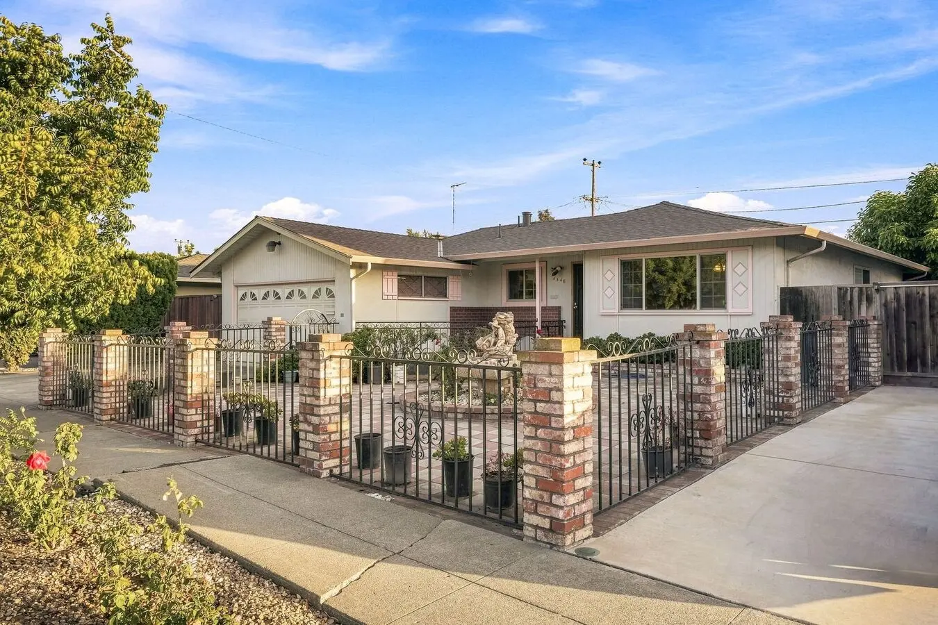 4448 Irvington Ave photo 4