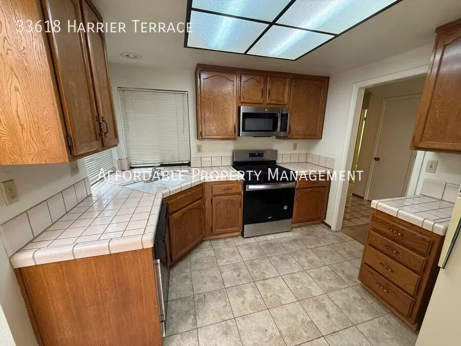 33618 Harrier Terrace, Fremont, CA 94555 photo 4