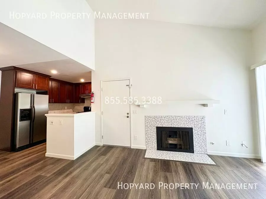3663 Oakwood Terrace - 211 photo 3