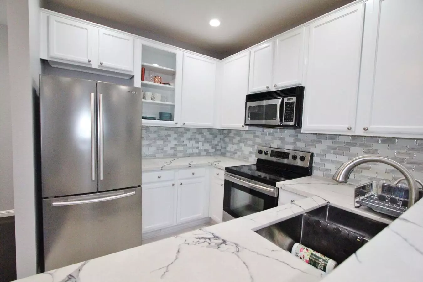 3695 Stevenson Boulevard - 1A245 photo 2