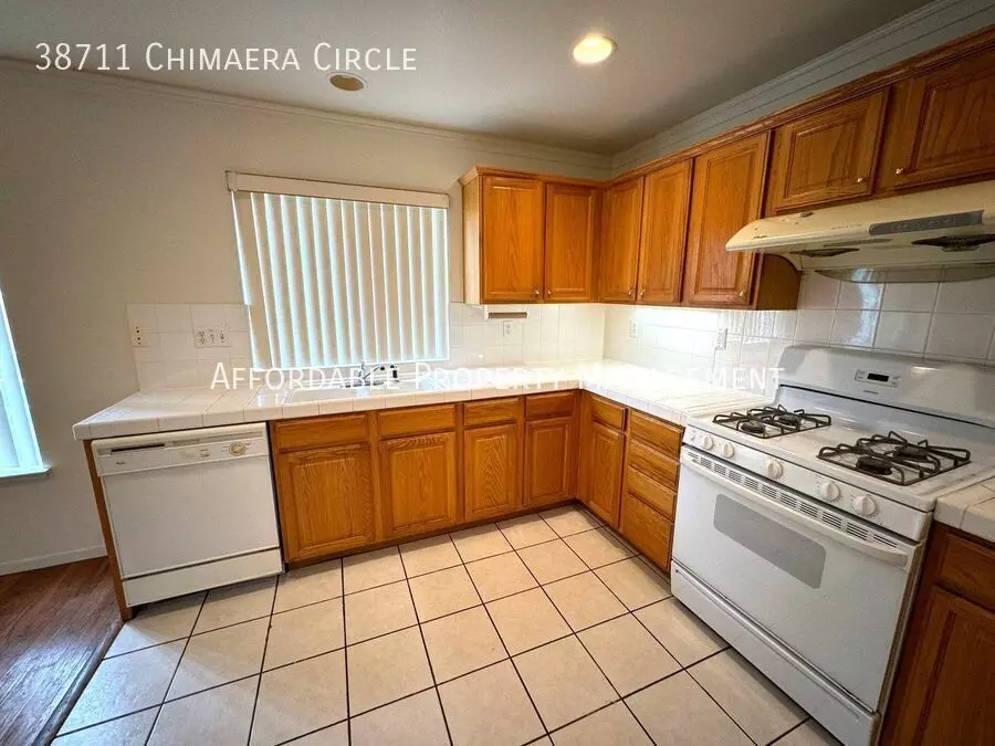 38711 Chimaera Circle, Fremont, CA 94536 photo 5
