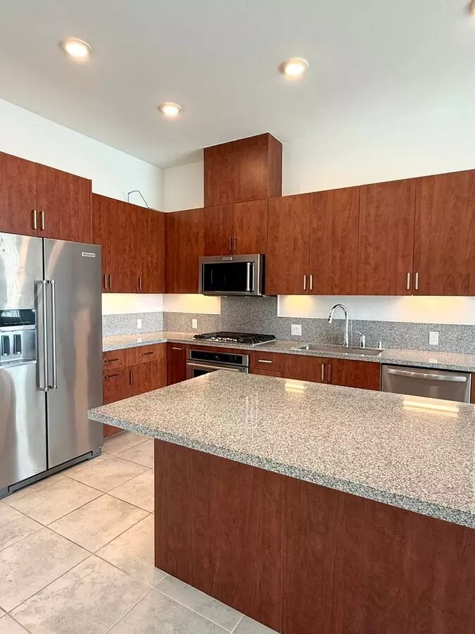 45128 Warm Springs Boulevard, Fremont, CA 94539 photo 3