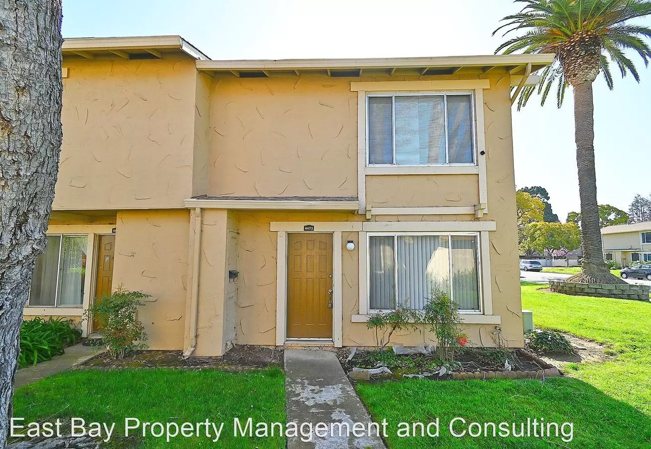 4425 Fenico Ter. photo 2