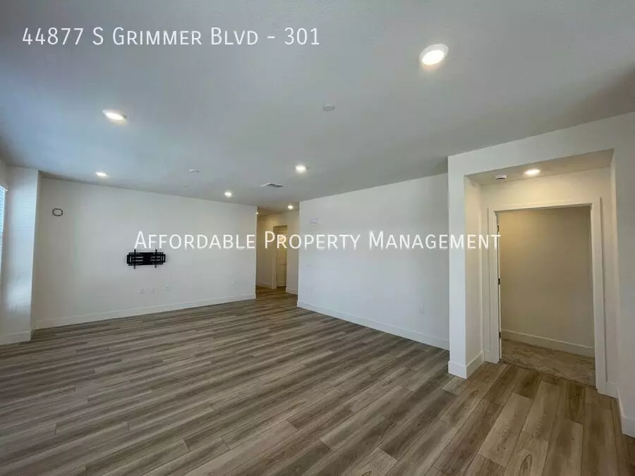 44877 South Grimmer Boulevard, Fremont, CA 94538 photo 4