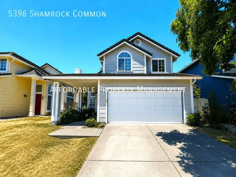 5396 Shamrock Cmn photo 2