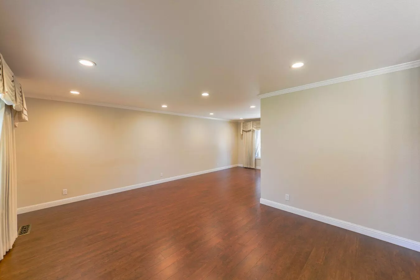 398 Apache Ct photo 3