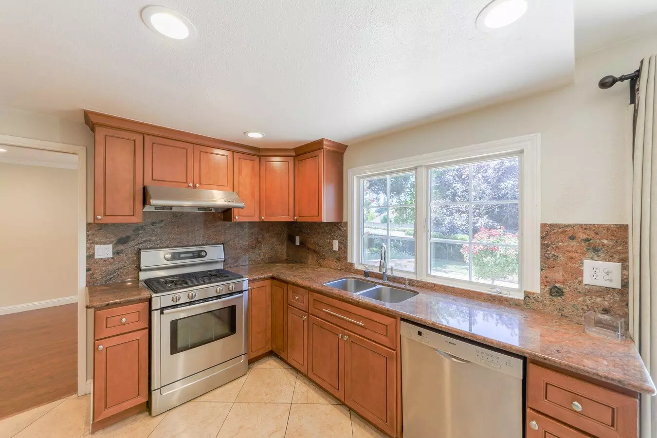 398 Apache Ct photo 5