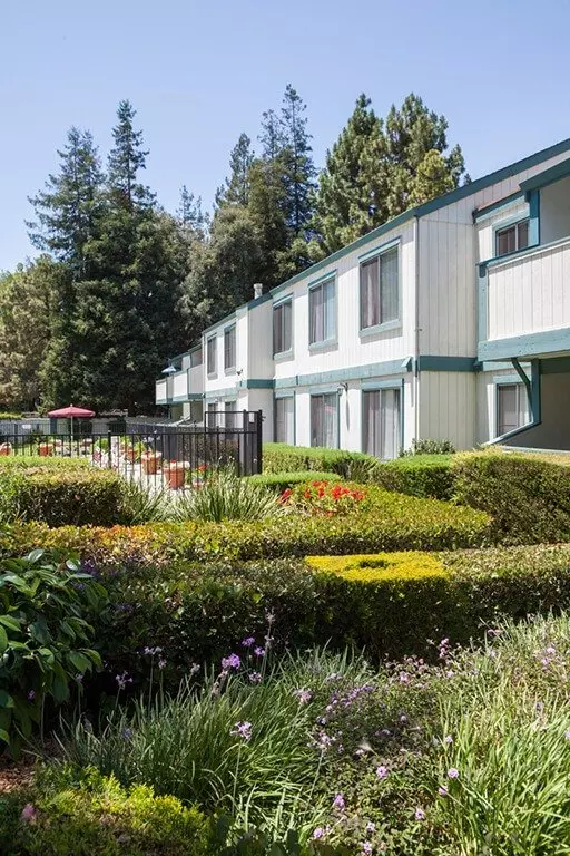 Oak Pointe Apartments photo 5
