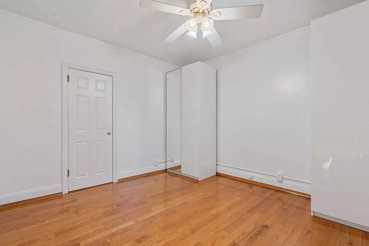 1 Bedroom Apartment photo 3