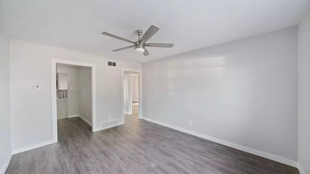 2717 Patricia Lane, Garland, TX 75041 photo 3