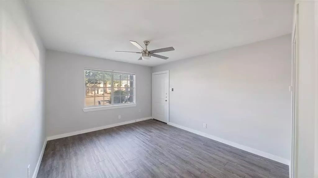 2717 Patricia Lane, Garland, TX 75041 photo 5