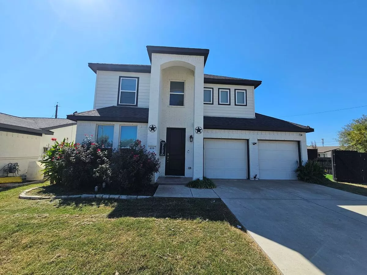 610 Parker Circle, Garland, TX 75040 photo 4
