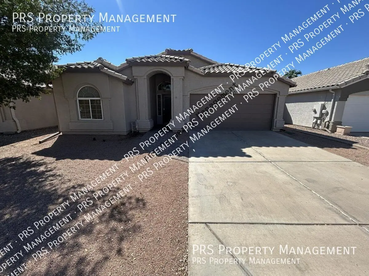1671 W Princeton Ave