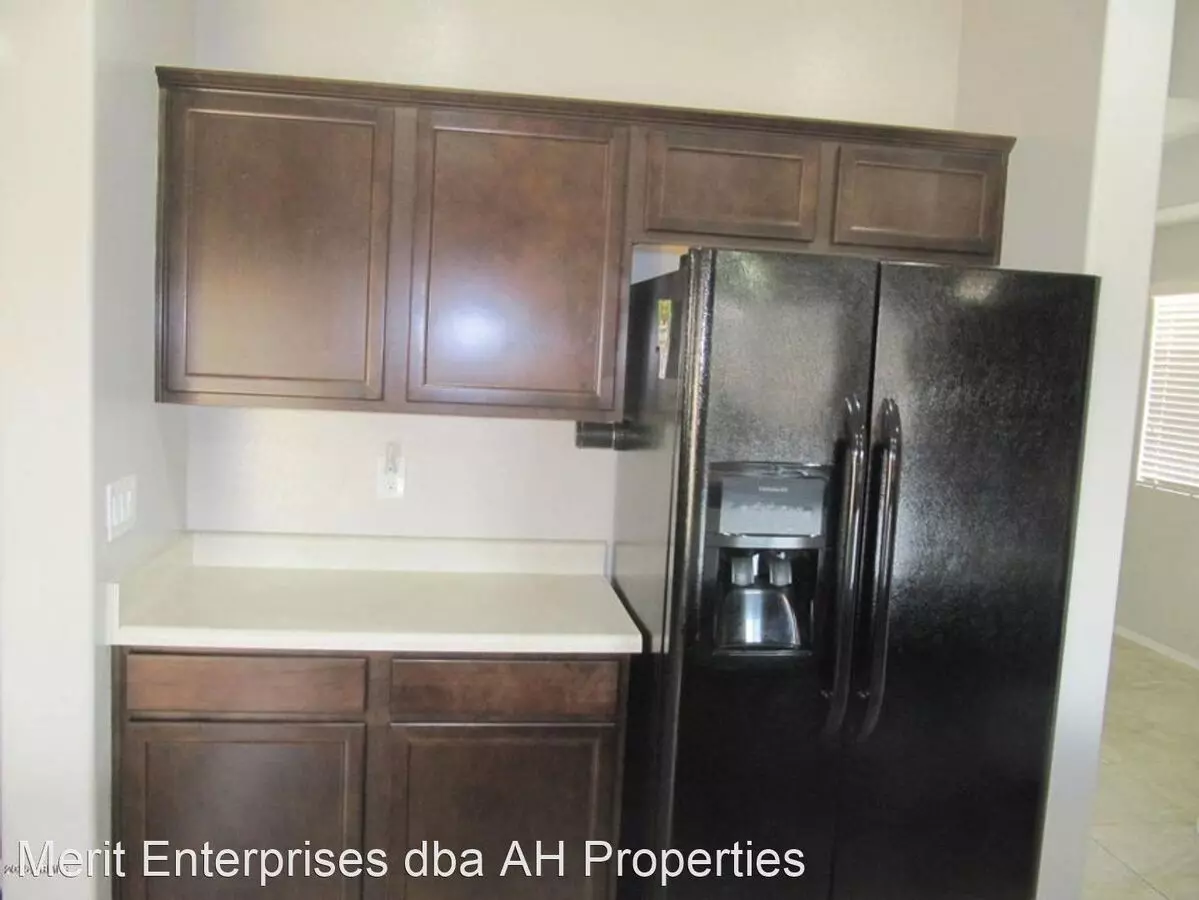 2630 East Gillcrest Road, Gilbert, AZ 85298 photo 2