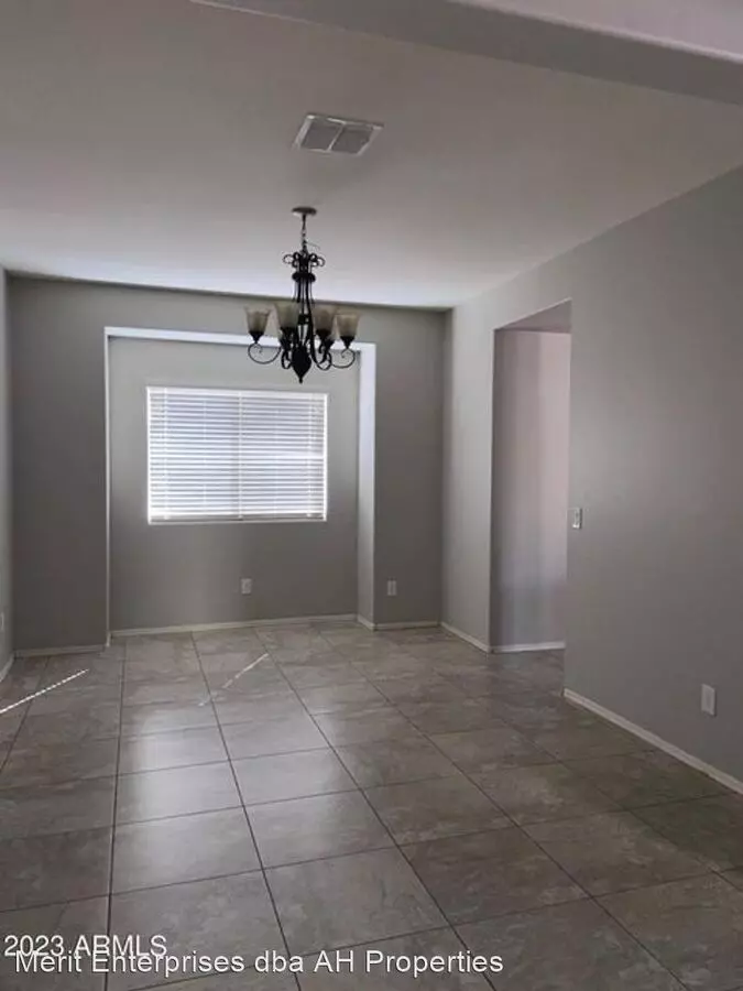 2630 East Gillcrest Road, Gilbert, AZ 85298 photo 4