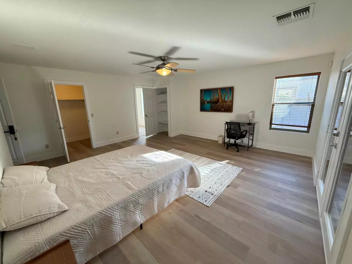 E Santa Fe Ln photo 5