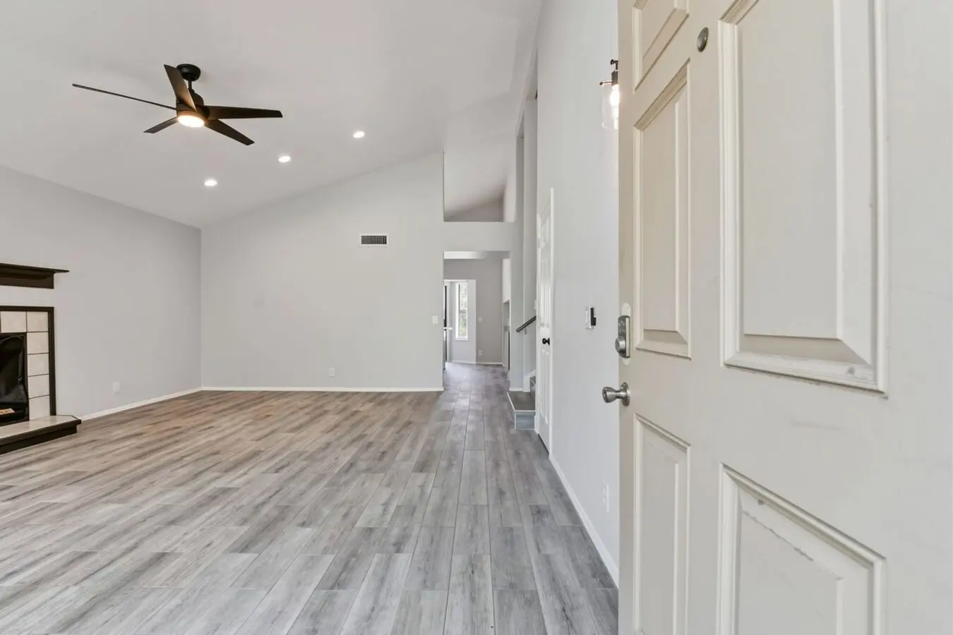Spacious 4-befroom 2-bathroom Home In Gilbert, Az! photo 4