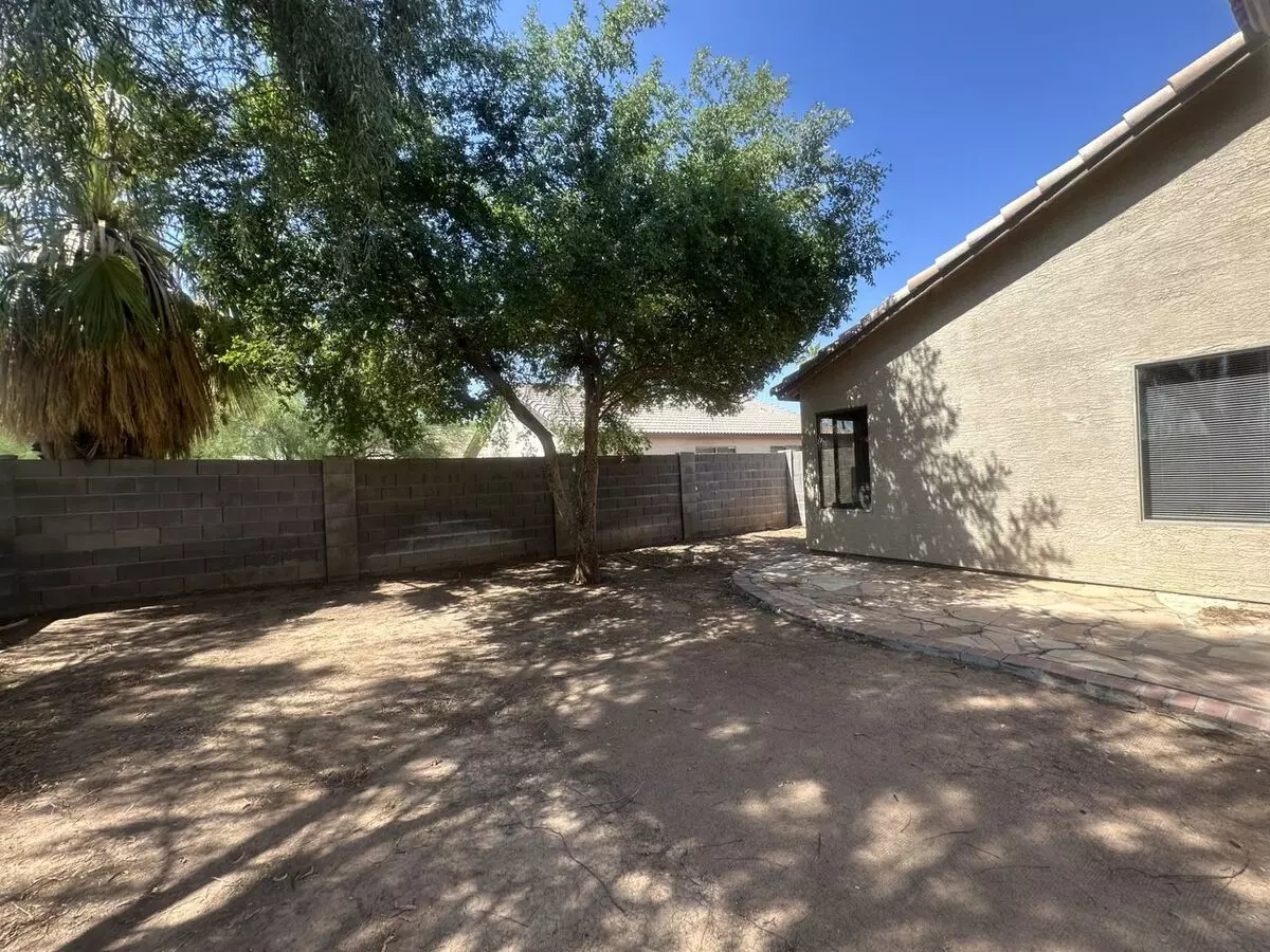 Walking Distance To Mcqueen Park! photo 4