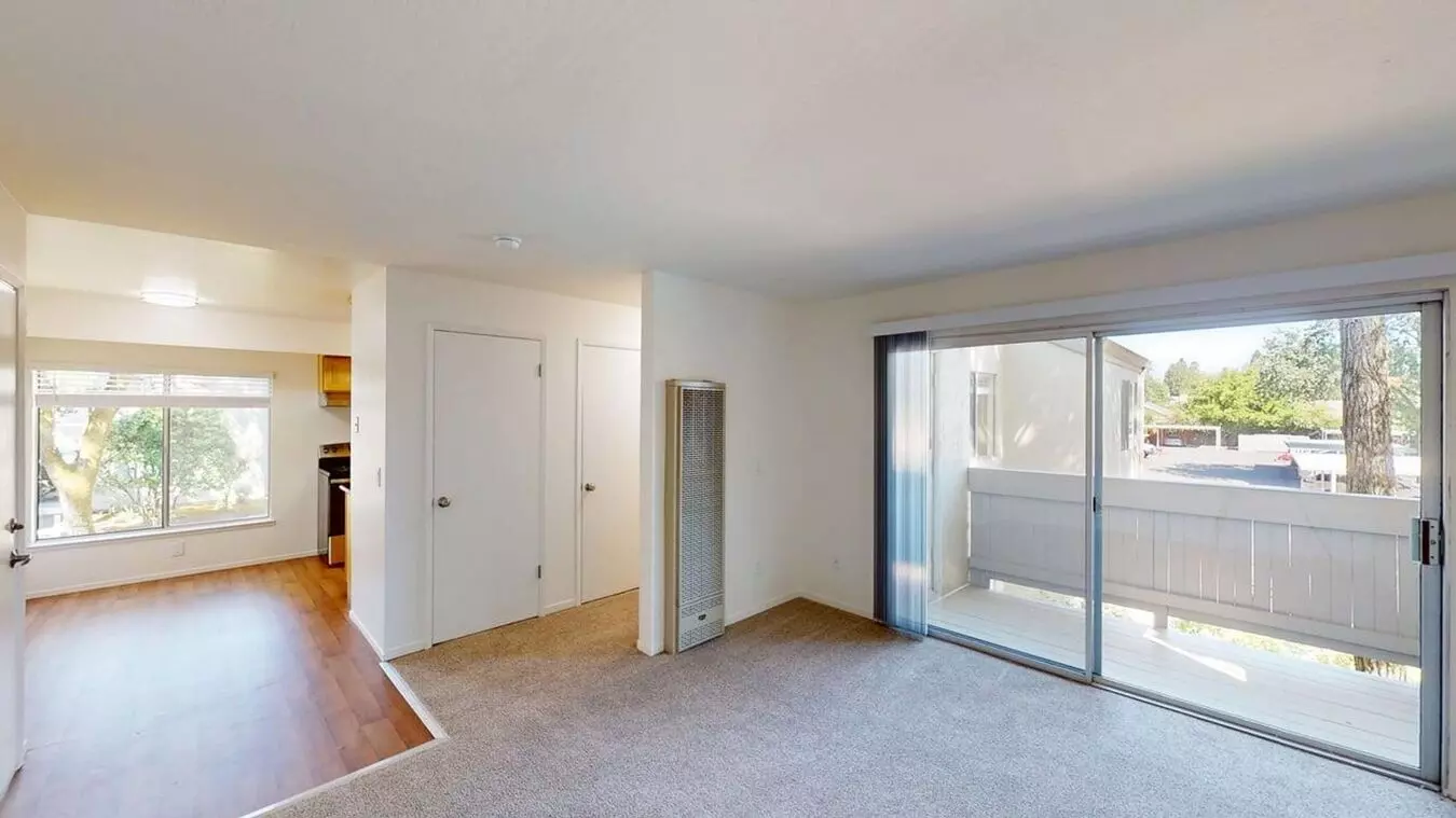 15472 Marty Dr Glen Ellen, CA 95442