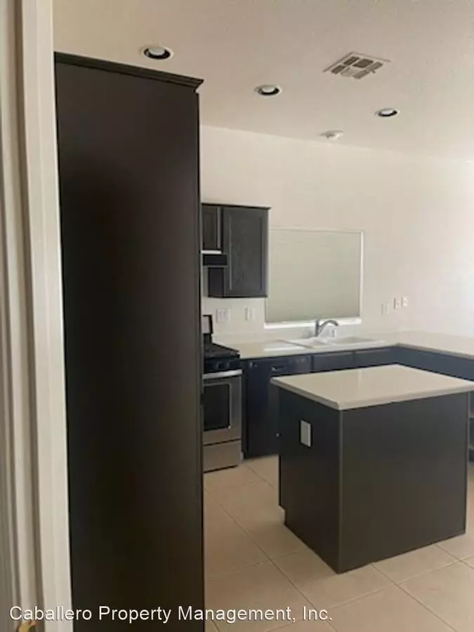 10235 West Georgia Avenue, Glendale, AZ 85307 photo 5