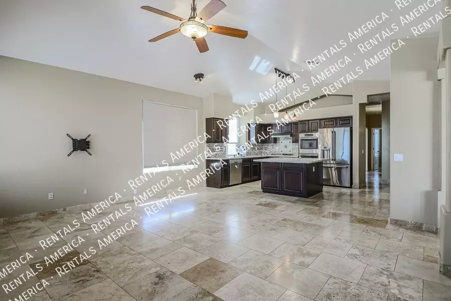 20669 North 41st Lane, Glendale, AZ 85308 photo 2