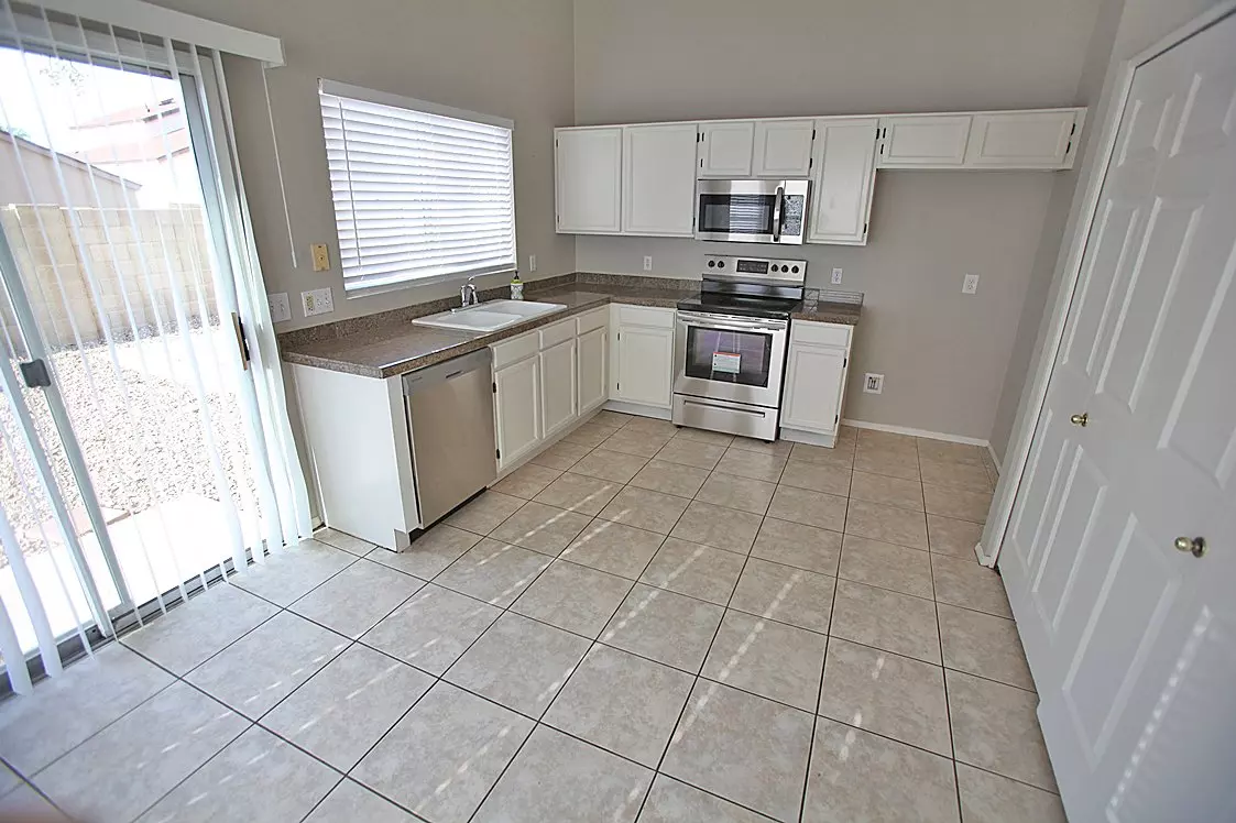 3957 W Chama Dr photo 5