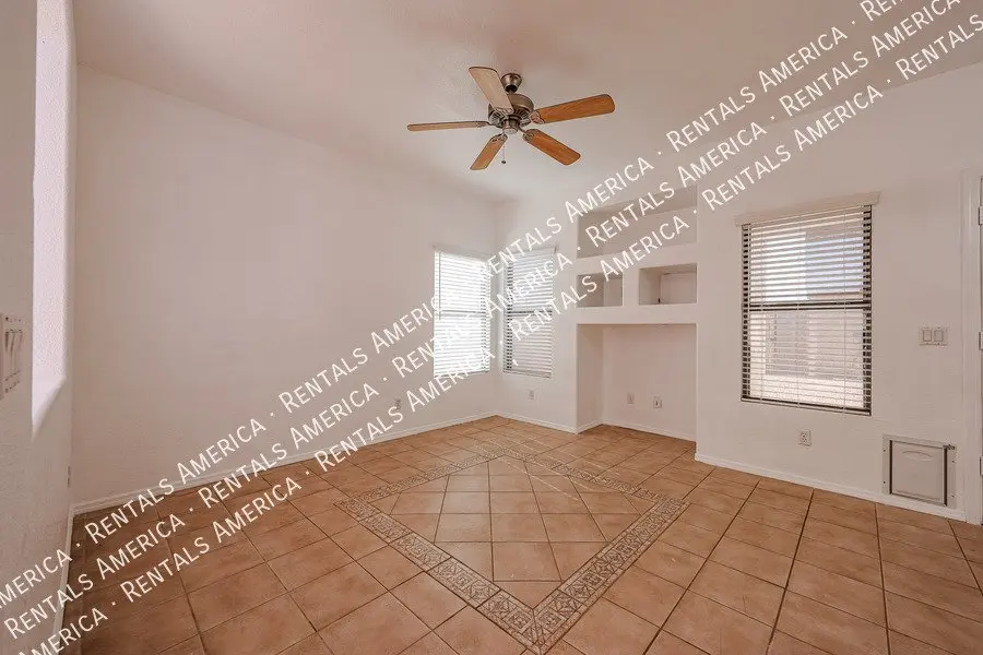3513 W Whispering Wind Dr photo 2