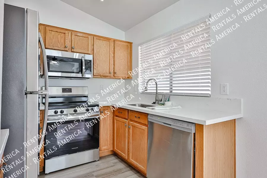 3627 West Melinda Lane, Glendale, AZ 85308 photo 3