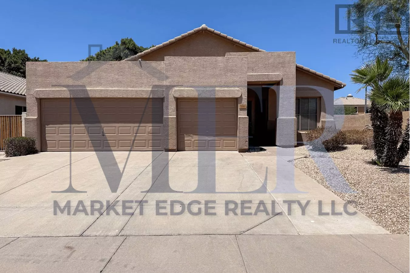 5946 W Sack Dr photo 4