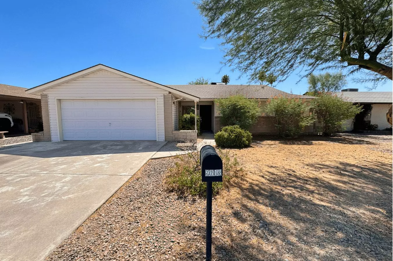 9613 N 55th Dr Glendale, AZ 85302 photo 2