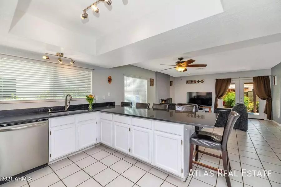 4145 W Bluefield Ave Glendale, AZ 85308 photo 2