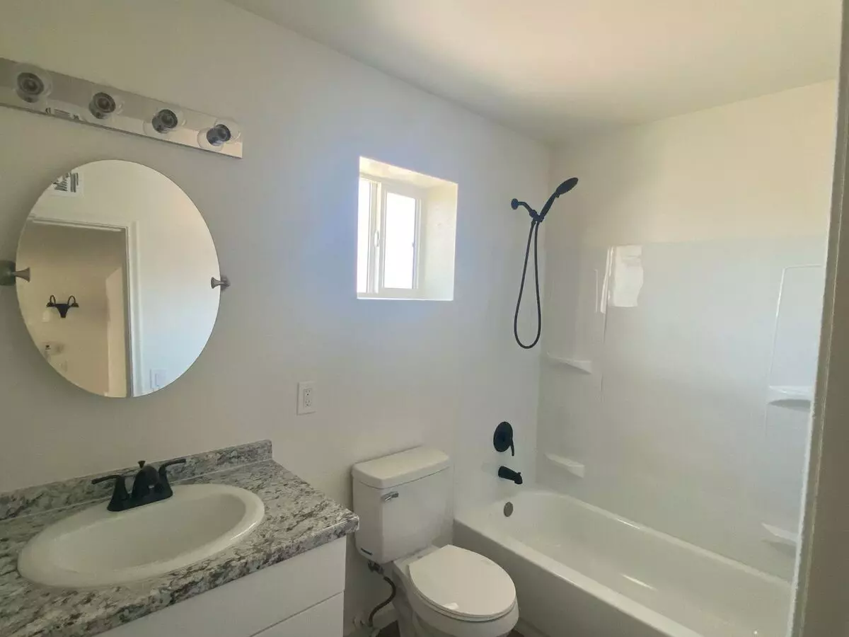 5939 West Rose Lane, Glendale, AZ 85301 photo 5